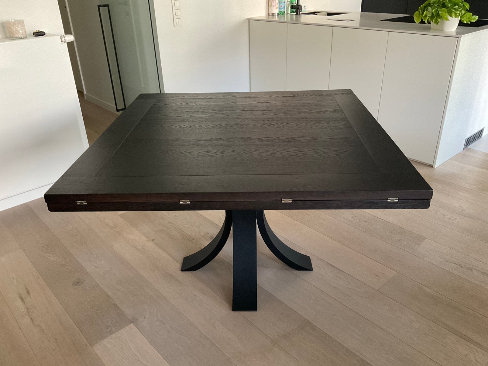 Circant tafel omvormbaar tot ronde rafel dia.170cm, Ophalen, Zo goed als nieuw