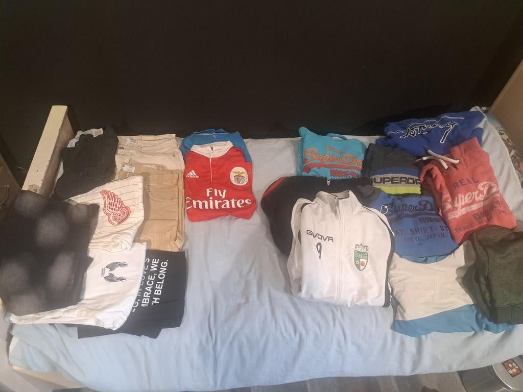Lot vêtements  DOIT PARTIR, Enlèvement, Comme neuf
