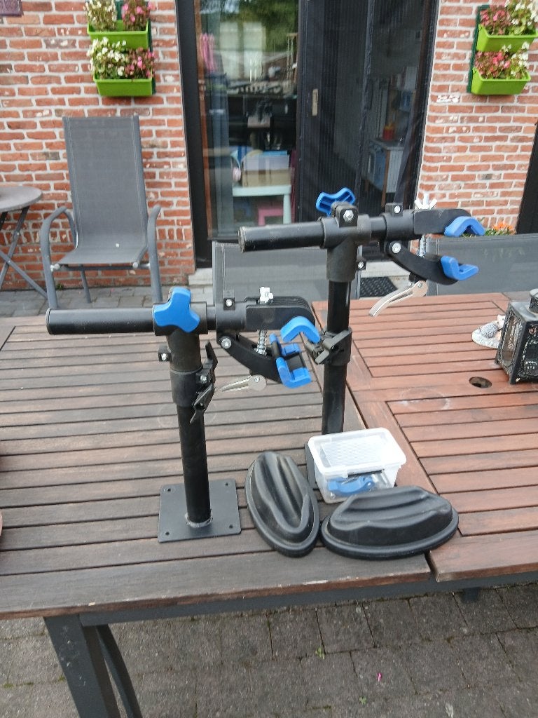 fiets montagestandaard, Ophalen, Zo goed als nieuw
