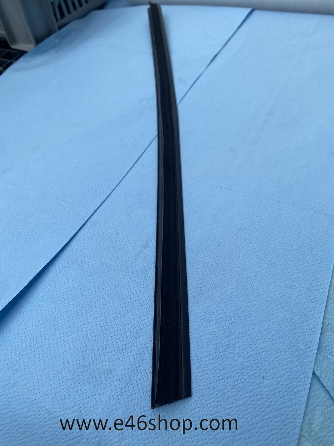 BMW E36 SEDAN TOURING RUITAFDEKKING RECHTS BINNEN 5121196082, -, -, Nieuw, Ophalen of Verzenden