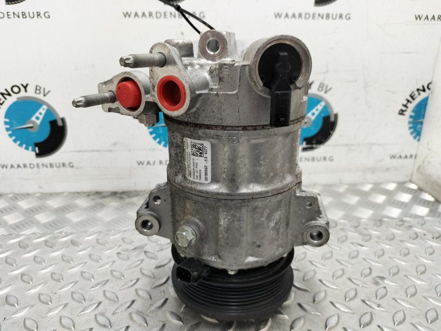 FORD FIESTA AIRCO COMPRESSOR / AIRCOPOMP 2017, Ophalen of Verzenden, Gebruikt, ARN erkend