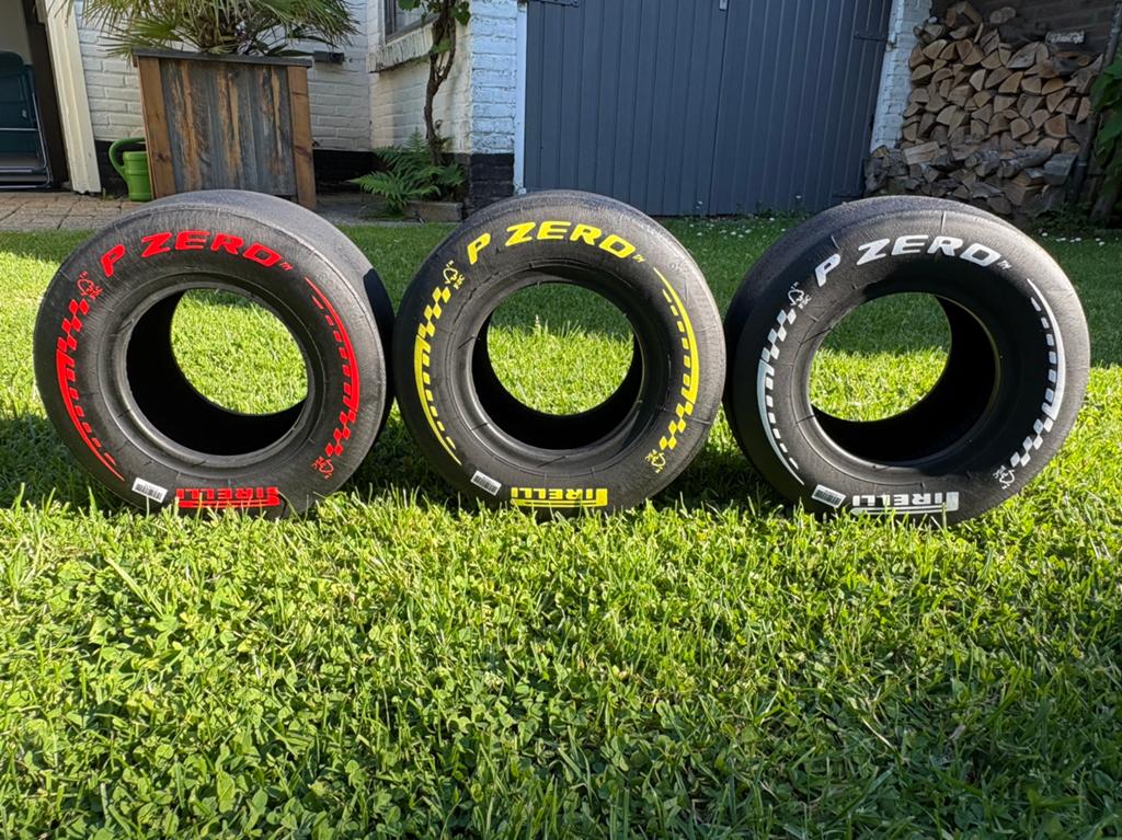 3 mooie F1 banden 2026, Ophalen of Verzenden