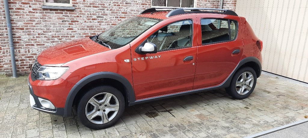 Dacia Sandero Stepway 0.9 TCe Stepway Plus (EU6.2), Autos, Dacia, Rouge, Achat, Euro 6, Boîte manuelle