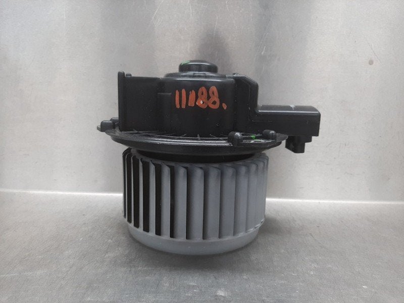 VENTILATEUR RADIATEUR MOTEUR Suzuki Alto (|2825009000|), DENSO EUROPE B.V., Info@denso.nl, Utilisé, Hogeweyselaan 165
1382 JL  Weesp, NL