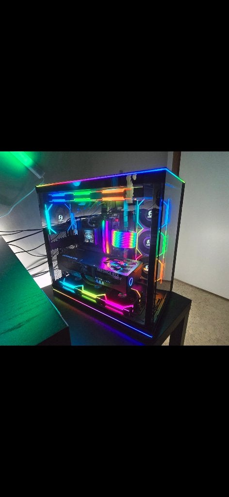 Game Pc RTX 5090 Ryzen 7 9800X3D 64gb Ram, Computers en Software, Desktop Pc's, Zo goed als nieuw, 4 Ghz of meer, SSD, 64 GB of meer