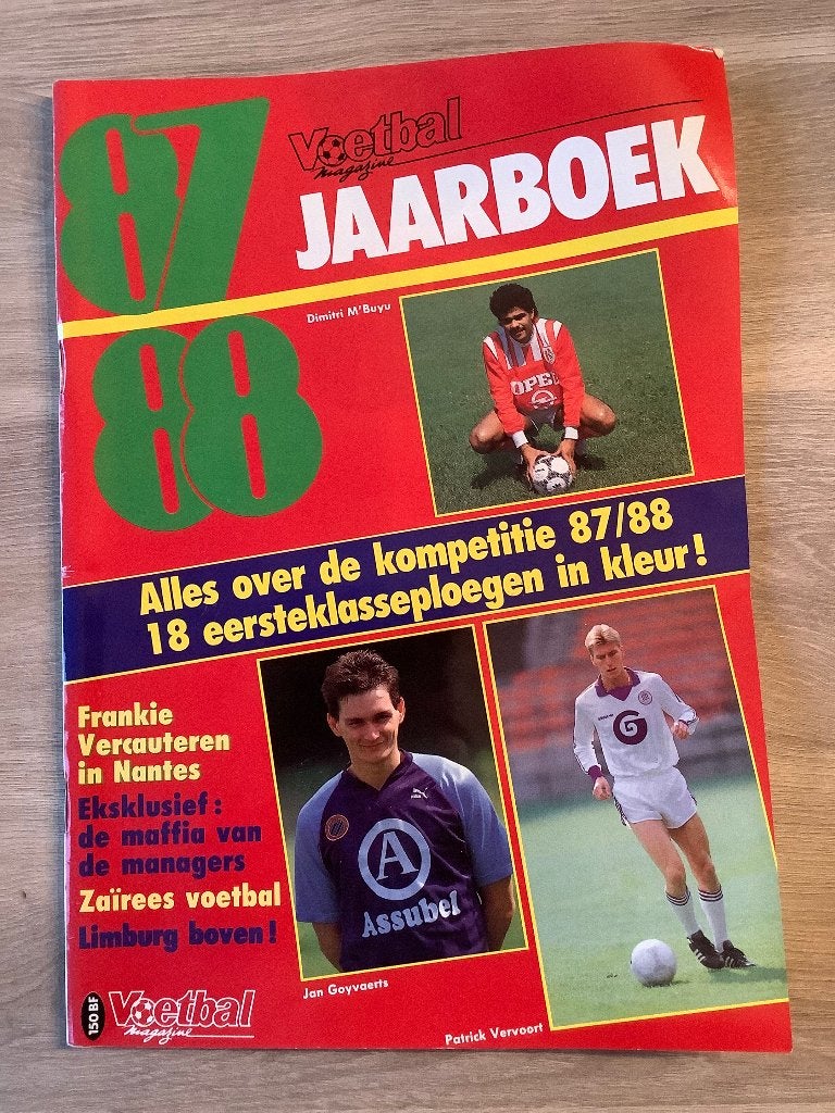 Voetbal Competitiegids 1987-1988 Voetbal Magazine, Ophalen of Verzenden, Zo goed als nieuw, Balsport