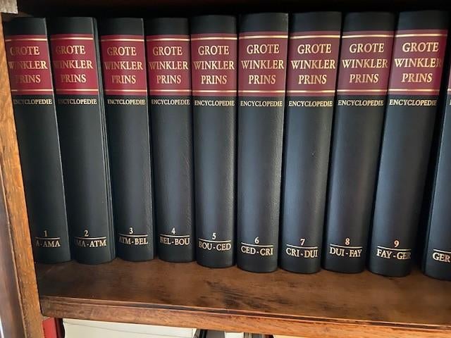 Grote Winkler Prins te koop 26 delen, Ophalen, Zo goed als nieuw
