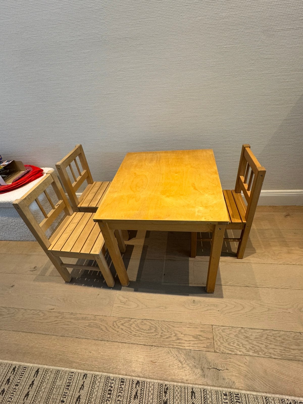 Ikea kindertafel met 3 stoeltjes, Kinderen en Baby's, Ophalen, Gebruikt