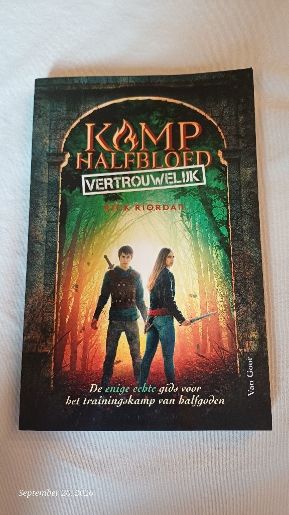 Kamp Halfbloed Vertrouwelijk, Boeken, Rick Riordian, Fictie, Ophalen, Gelezen