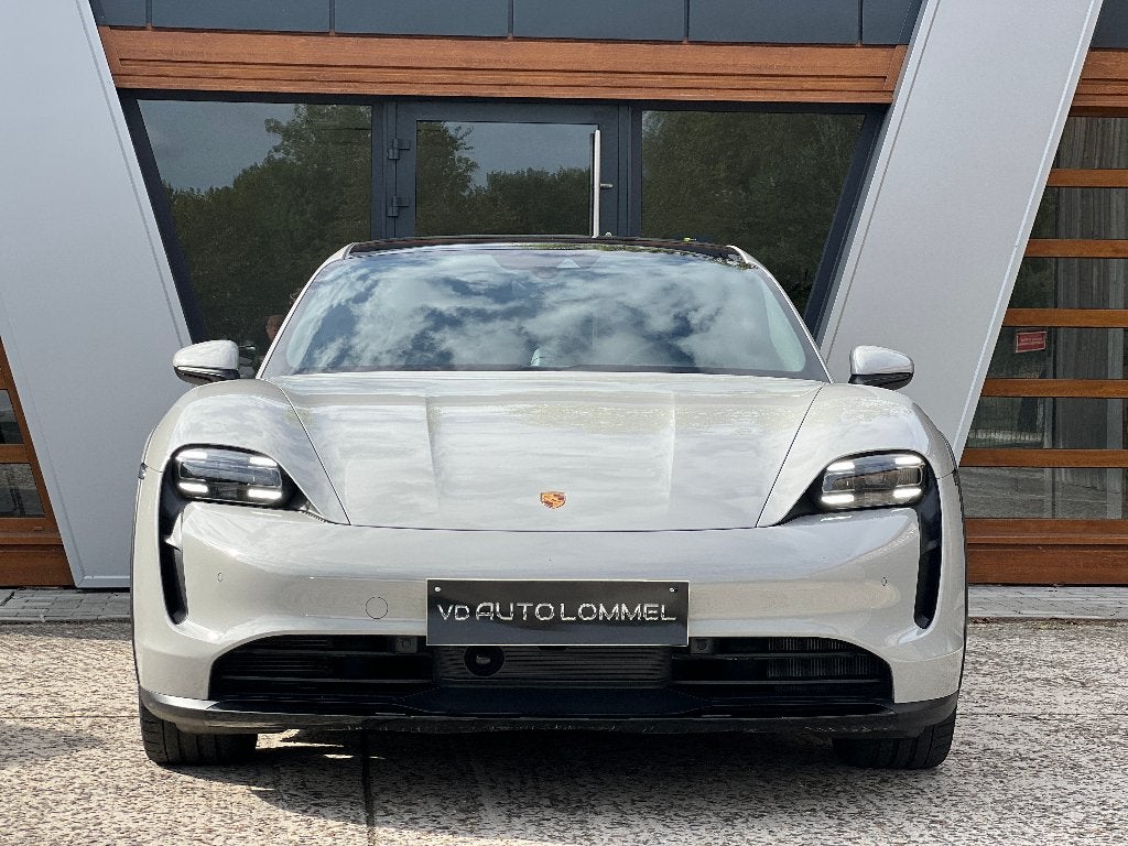 Porsche Taycan Cross Turismo 4 '23 - 40000km, Autos, Cuir, Argent ou Gris, 4 portes, Entreprise