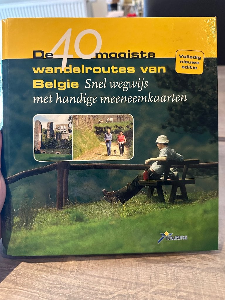 De 40 mooiste wandelroutes van België, Boeken, Ophalen, Zo goed als nieuw