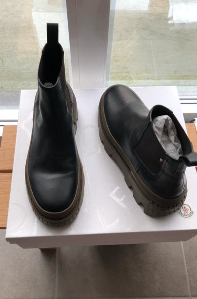 MONCLER laarzen 43, Kleding | Heren, Schoenen, Moncler, Zwart, Boots, Nieuw