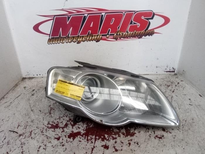 Phare droit d'un Volkswagen Passat, Autos : Pièces & Accessoires, -, Volkswagen, -, 3 mois de garantie
