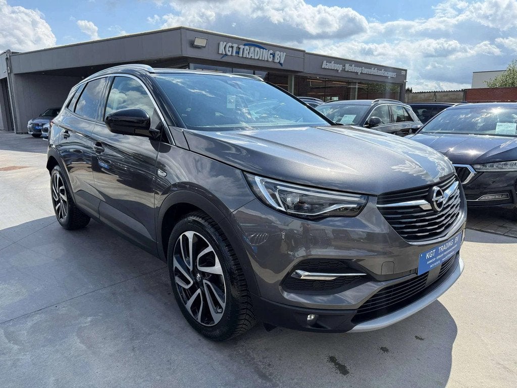 Opel Grandland X 1.2i 130PK NAVIGATIE CARPLAY LEDER DODEHOEK, Gebruikt, 5 deurs, 3 cilinders, 131 pk