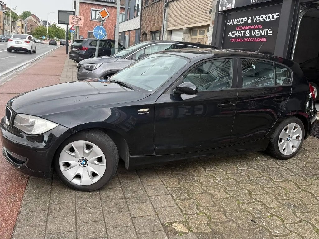 BMW 118i Très bon état Historique Car Pass Clim auto, Autos, Alarme, Achat, Entreprise, 5 portes
