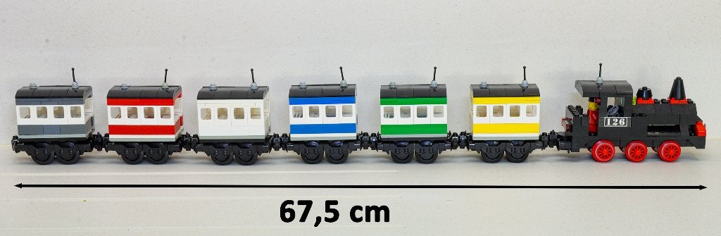 LEGO toeristentreintje “126” met 6 wagons, lengte 67,5 cm, Ophalen of Verzenden, Gebruikt, Lego