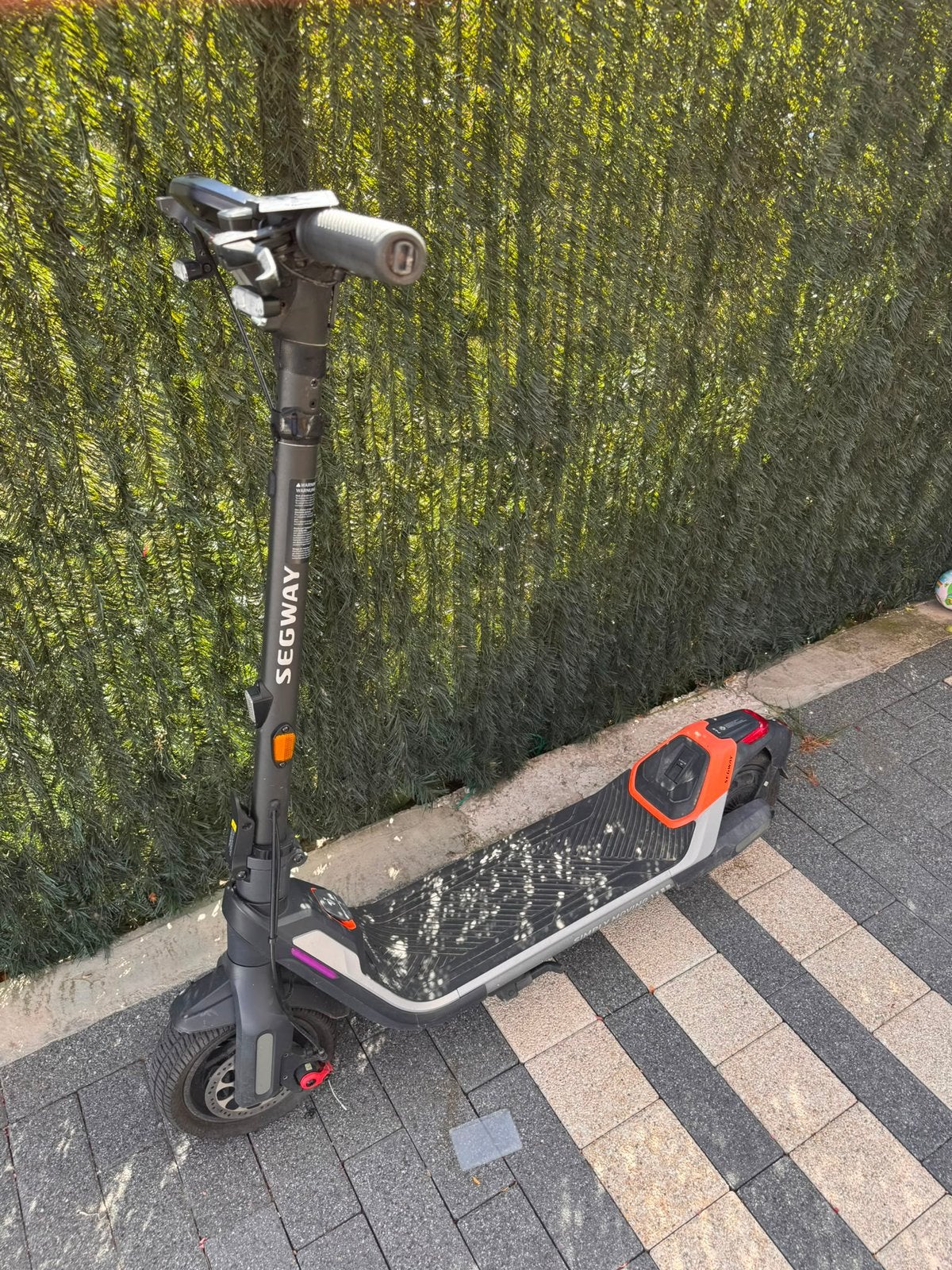 Segway elektrische scooter — Bluetooth — inclusief oplader, Fietsen en Brommers, Ophalen of Verzenden, Nieuw, Gewone step