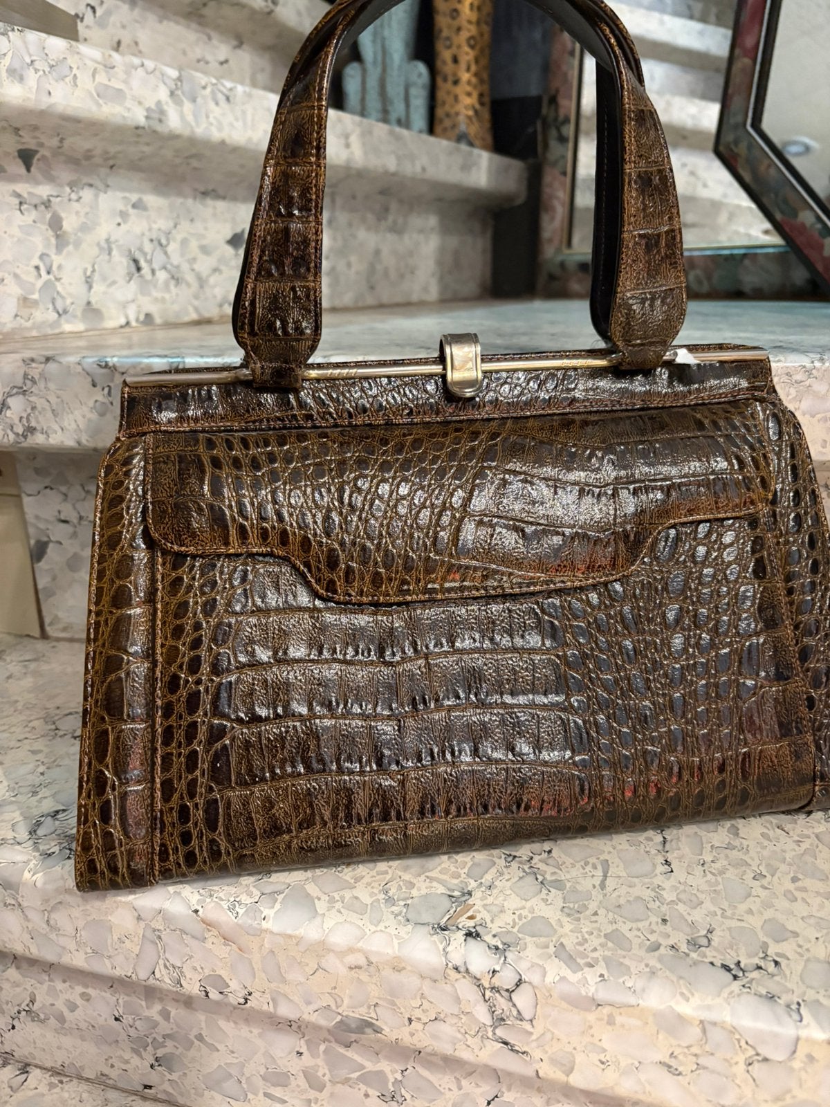 Vintage handtas met kliksluiting, Handtassen en Accessoires, Tassen | Damestassen, Ophalen of Verzenden, Zo goed als nieuw, Handtas