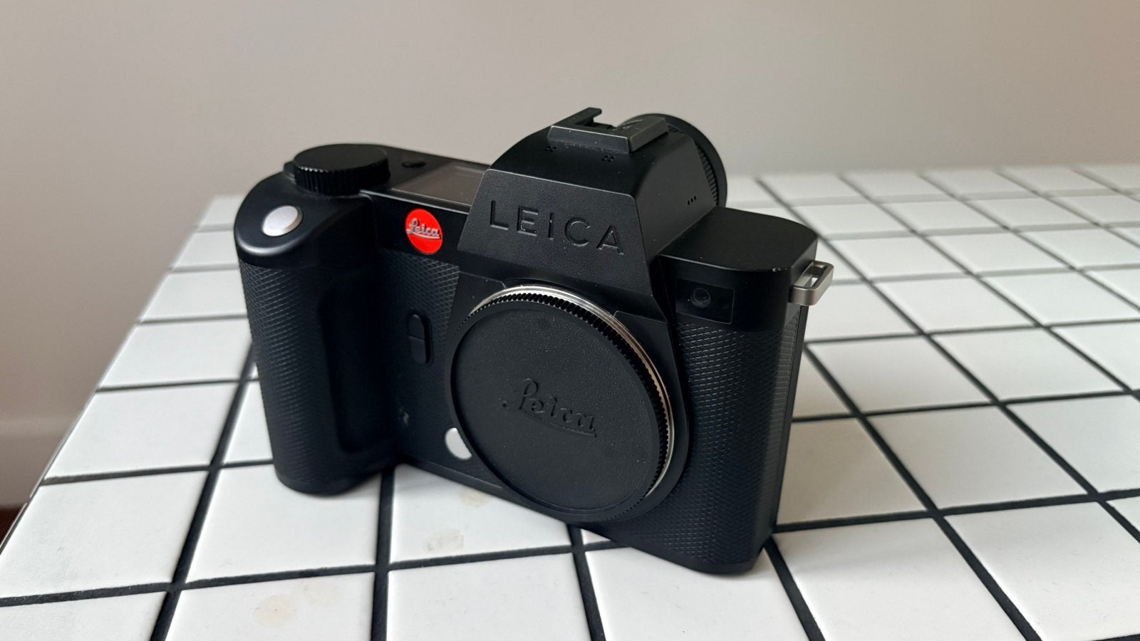 Leica SL2-S systeemcamera + L plate + leren halfcase, Leica, Ophalen of Verzenden, Zo goed als nieuw, Accu