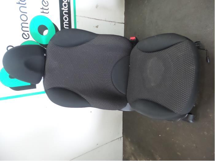 Stoel rechts van een Nissan Note (Note 06-), Auto-onderdelen, Interieur en Bekleding, Gebruikt, -, -, Ophalen of Verzenden