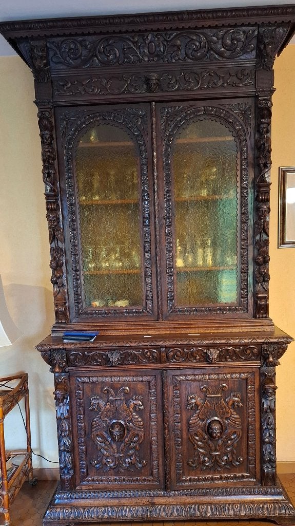 Vends buffet 2corps Louis XIII chene fin XIX siecle, Enlèvement