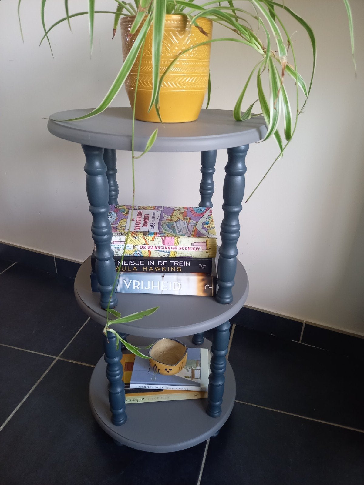 Uniek vintage bijzettafeltje / pied-de-stal (3 niveaus), Ophalen, Etagère