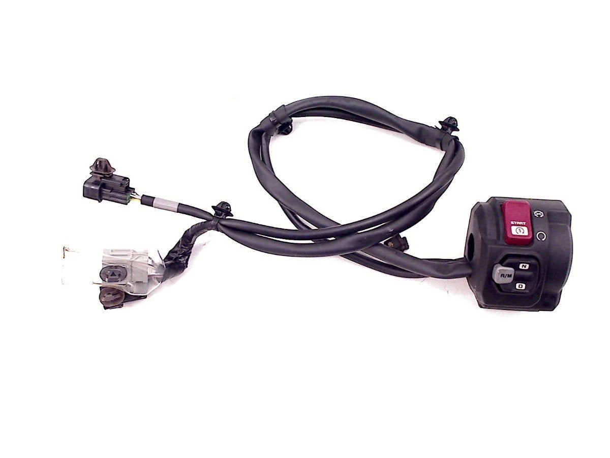 COMMUTATEUR DROIT X ADV 750 2021- (X-ADV ADV750H RH10), Dhr. S. di Majo, Utilisé, Info@cama-motorparts.nl, P.J. Troelstraweg 8 8
3144 CX  MAASSLUIS, NL