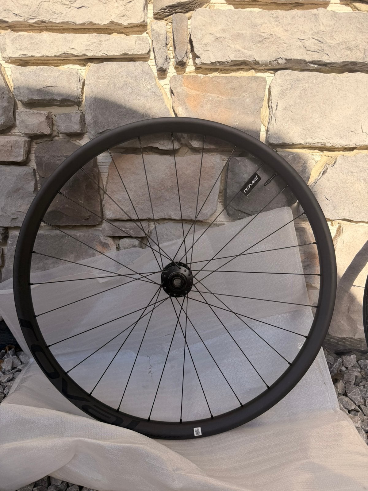 Specialized Levo  Roues Roval Traverse Carbon, Enlèvement ou Envoi, Comme neuf, Carbone