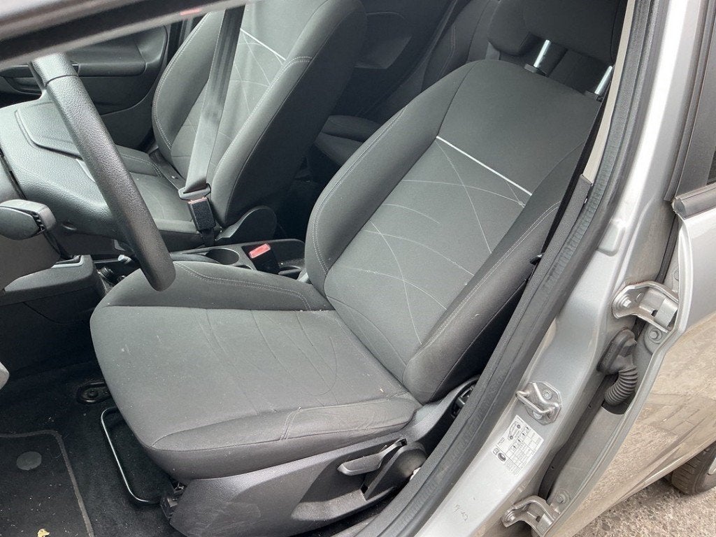STOEL LINKS VOOR Ford Fiesta 6 (JA8) (01-2008/01-2018), Auto-onderdelen, Gebruikt, Henry-Ford-Straße  1
50735  Köln, DE, Ford-Werke GmbH