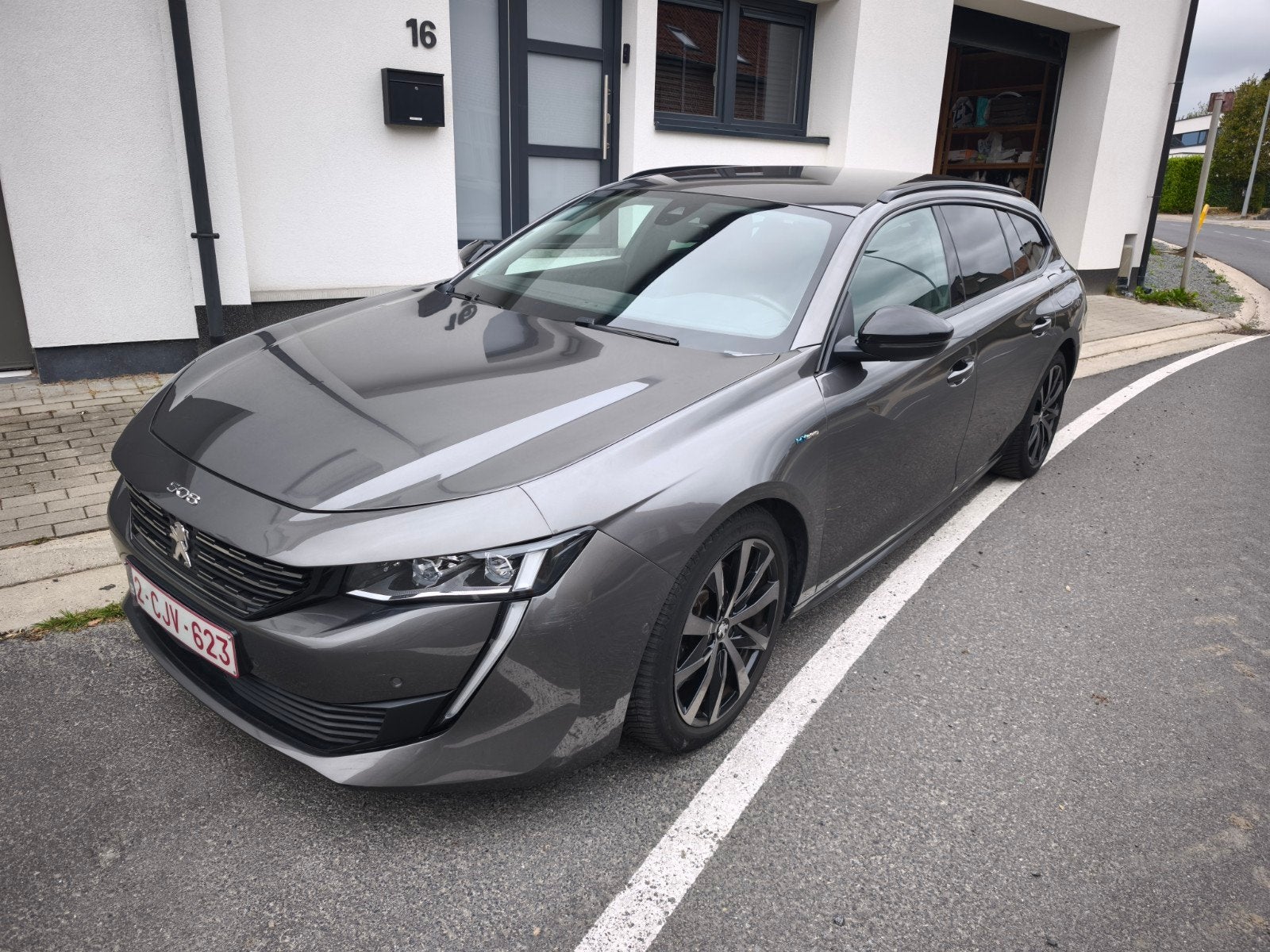 PEUGEOT 508 SW Hybrid 225 e-EAT8 ALLURE, Argent ou Gris, Achat, Euro 6, Commande vocale