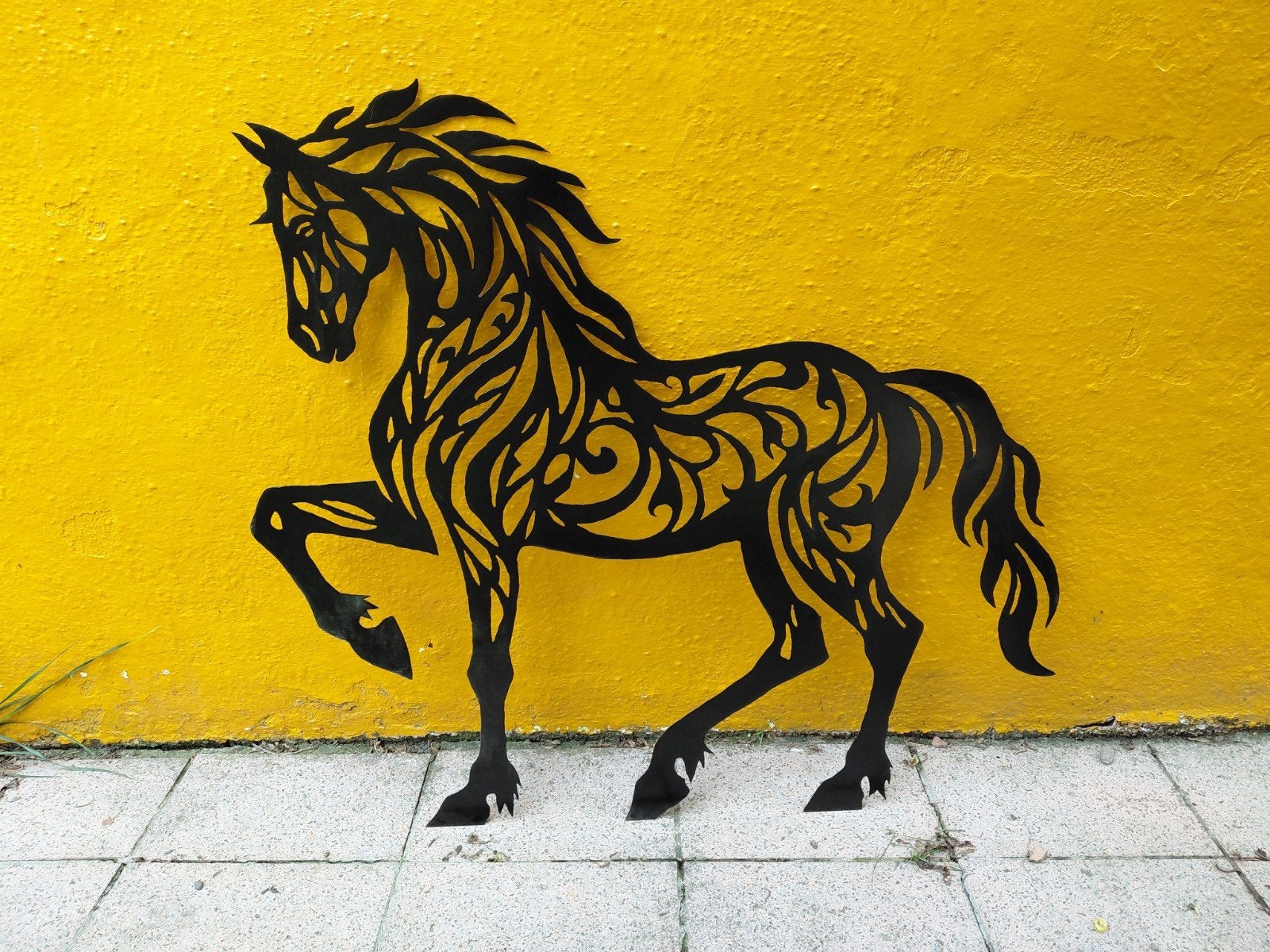 Cheval en métal, Ophalen, Metaal