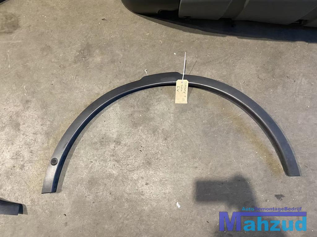 LANDROVER DISCOVERY 5 LR Links voor bumper strip lijst 2018-, Auto-onderdelen, Voor, Dpoffice@jaguarlandrover.com, Abbey Road, Whitley 1
CV3 4LF  Coventry