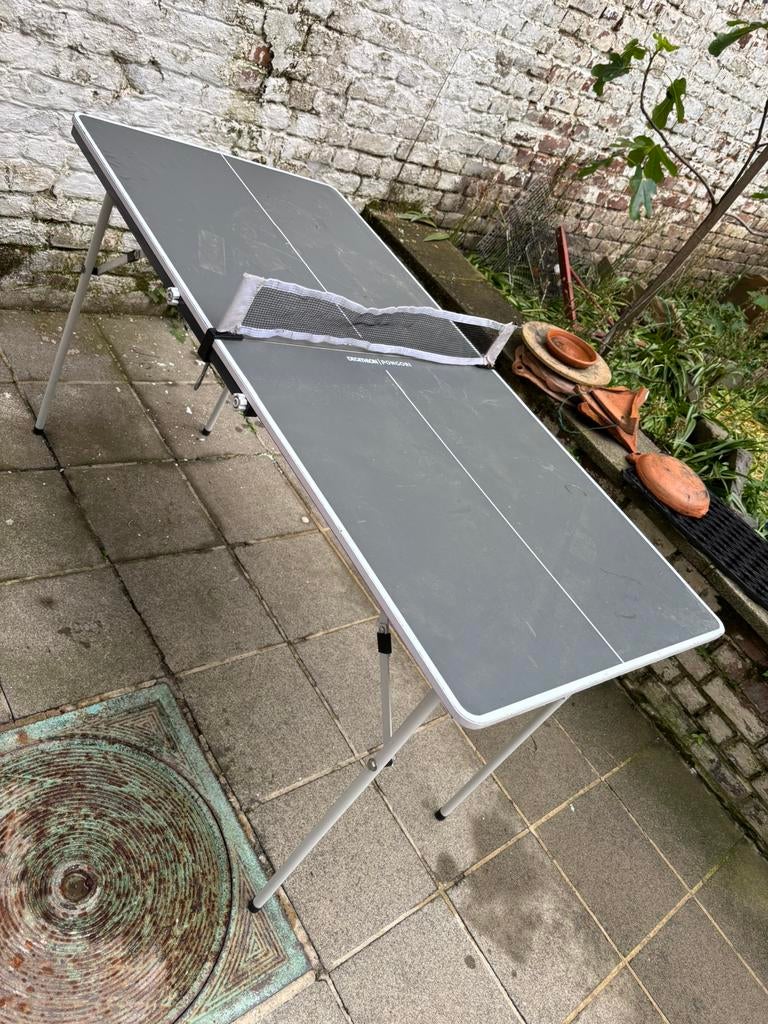 Table de ping pong, Enlèvement, Utilisé
