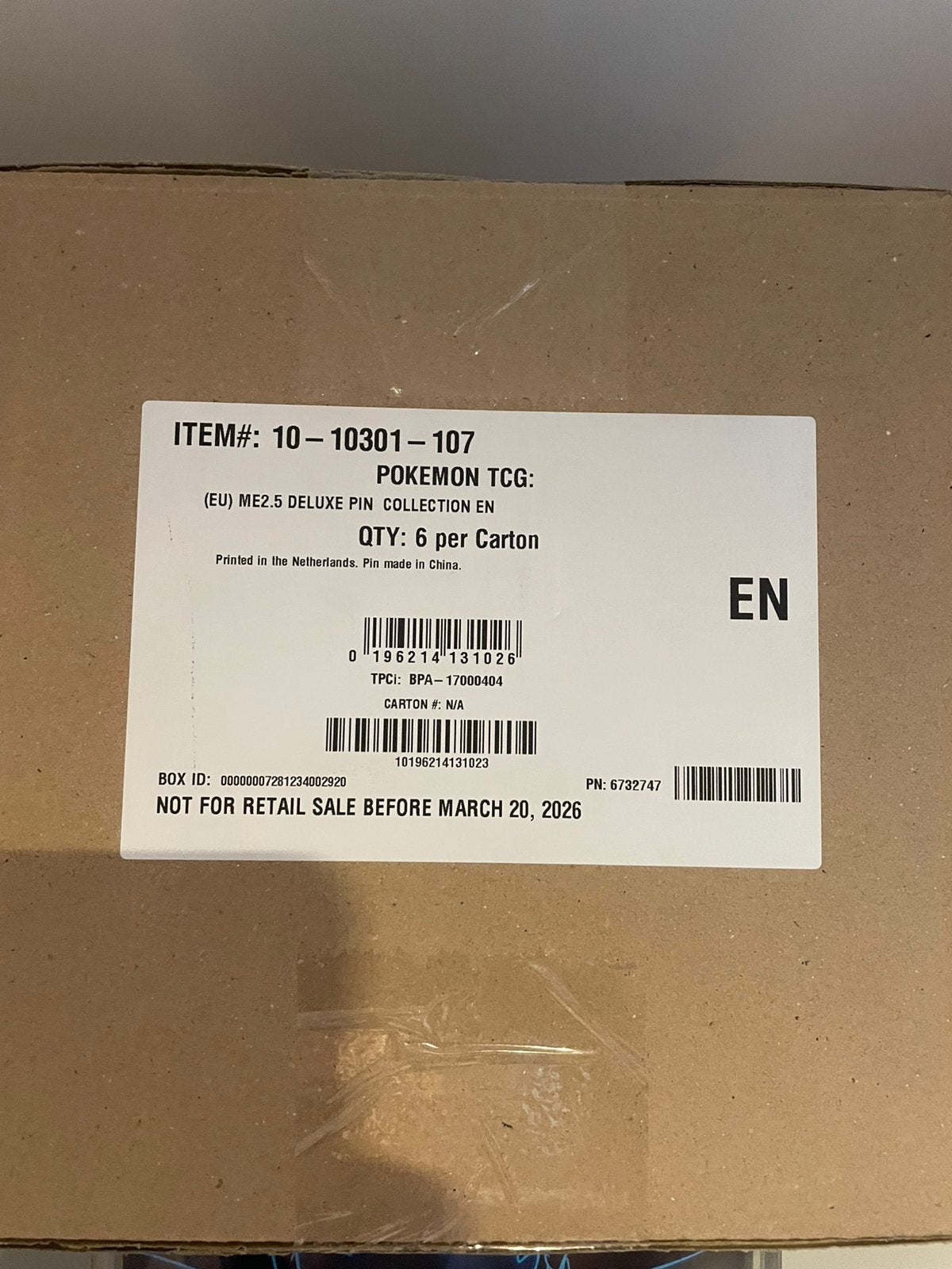 Ascended deluxe pin collection case, Computers en Software, Netwerk switches, Ophalen of Verzenden, Zo goed als nieuw