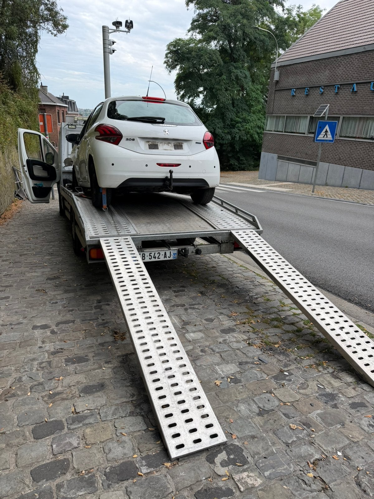Pièces Peugeot 208, Enlèvement, Arrière, Peugeot