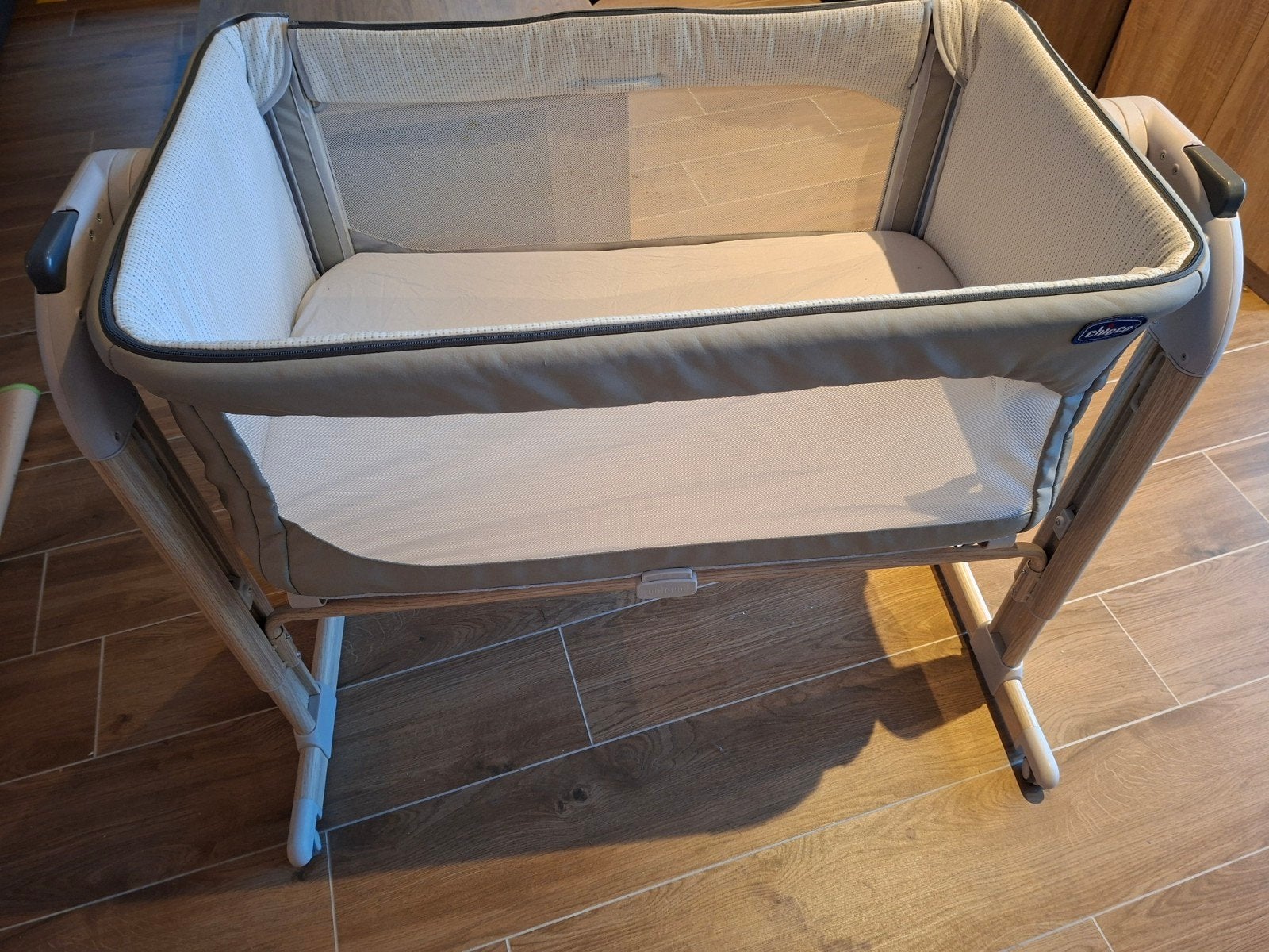 Co-sleeper Chicco next2me Magic, Ophalen, Zo goed als nieuw