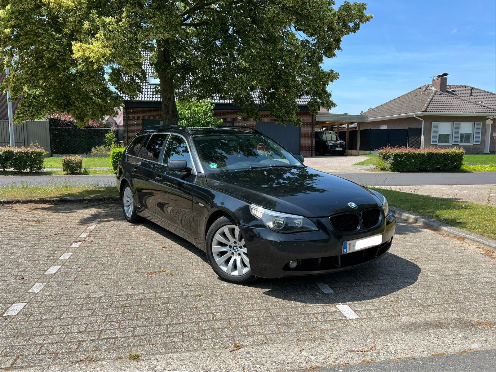 BMW 5-serie E61 520d, Auto's, BMW, Automaat, Achterwielaandrijving, Zwart, Leder