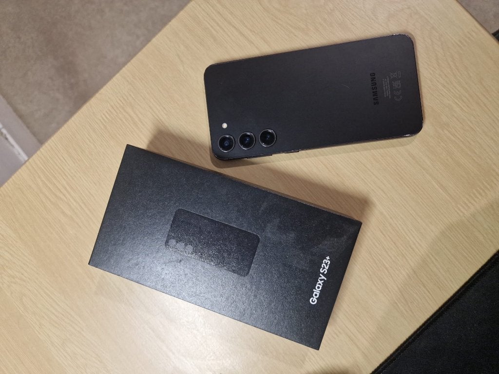 S23+, 512GB, Avec simlock (verrouillage SIM), 10 mégapixels ou plus, Enlèvement ou Envoi, 512 GB