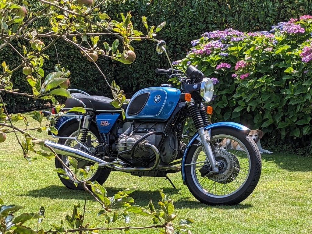 BMW R75/6 – 1976 – Monza Blauw – Showroomstaat Bieden, Motos, Motos | Oldtimers & Ancêtres, Occasion, Transmission par cardan