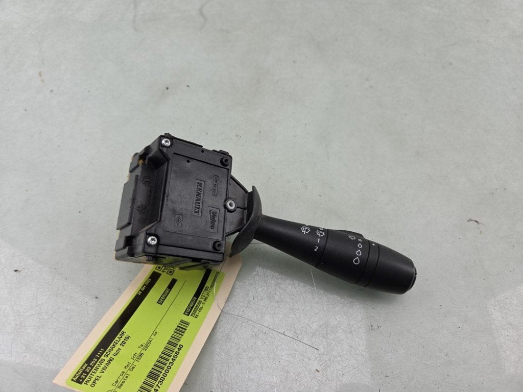 COMMODO ESSUIE-GLACE Opel Vivaro (|95517227|93868050|), Dhr. J. Ham, Administratie@autoham.nl, Opel, Utilisé