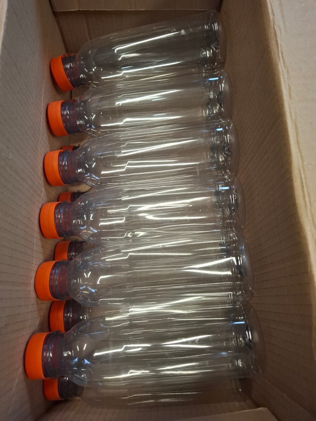 Lot 250 stuks plastieke heldere flesjes, Ophalen