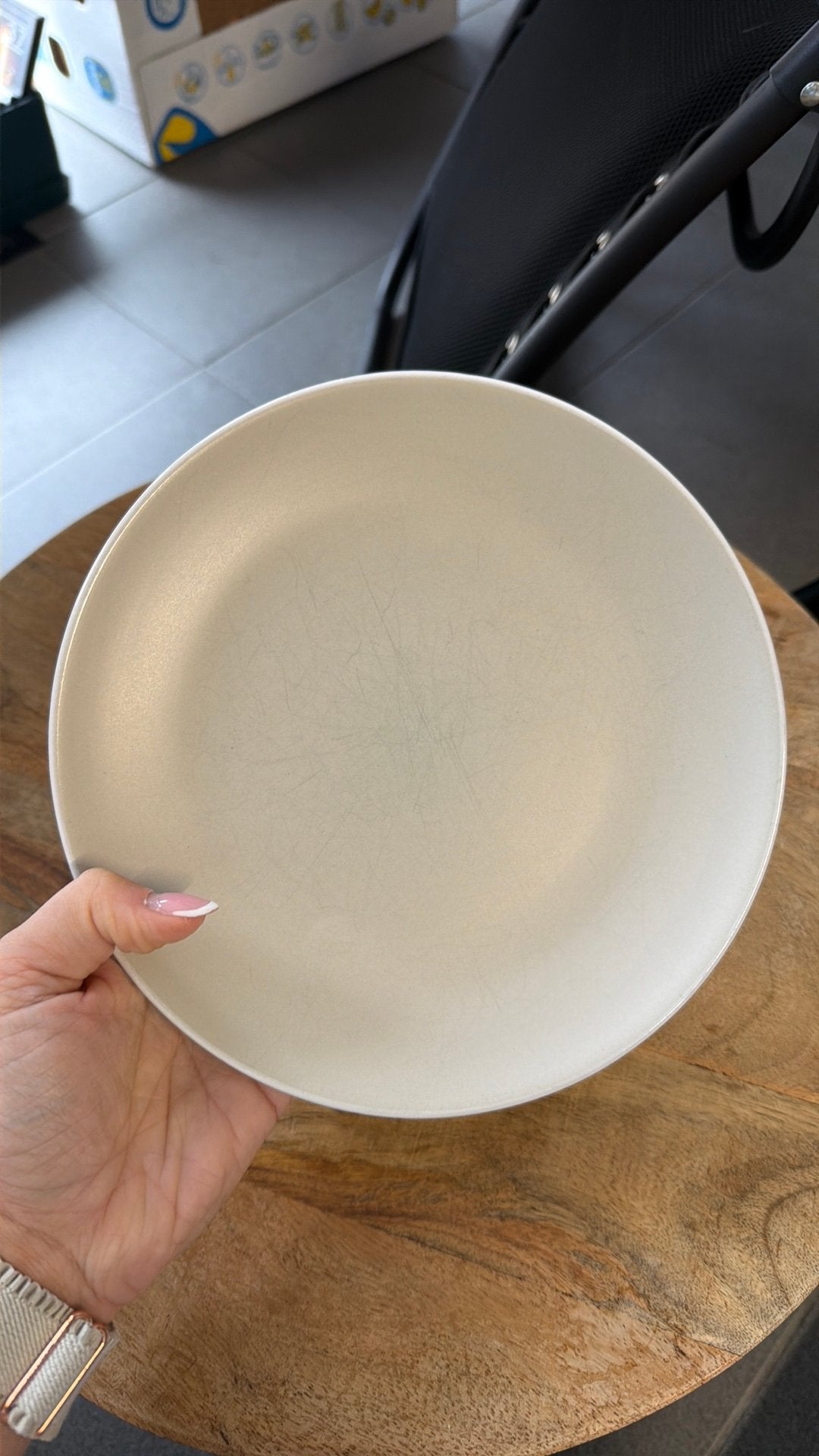 4 beige dessertbordjes, Enlèvement, Utilisé, Assiettes(s)