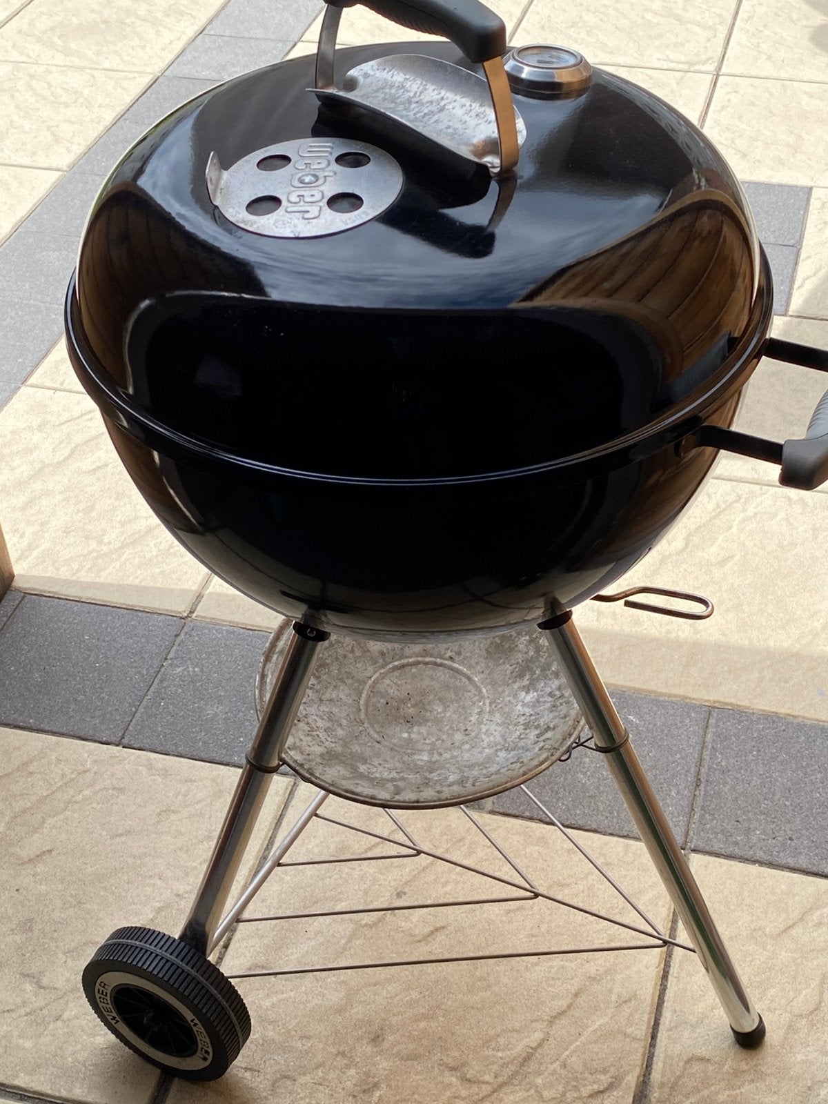 Barbecue, Enlèvement, Comme neuf