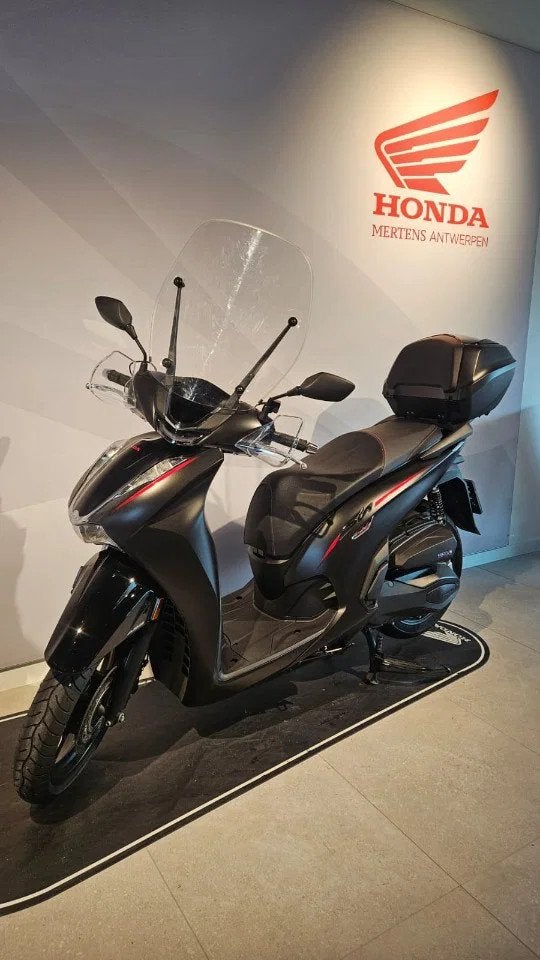 Honda SH350 (bj 2024), Scooter, Bedrijf, 350 cc, 12 t/m 35 kW