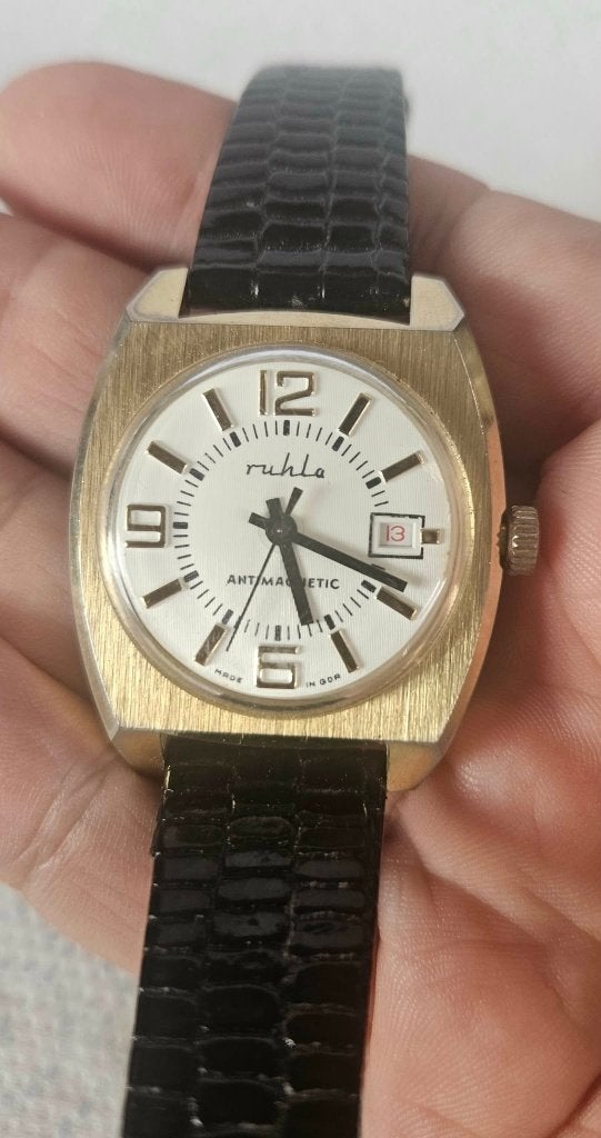 Montre Ruhla Homme 21 Rubis Antimagne. Day-Date 1970 (MW114), Enlèvement ou Envoi