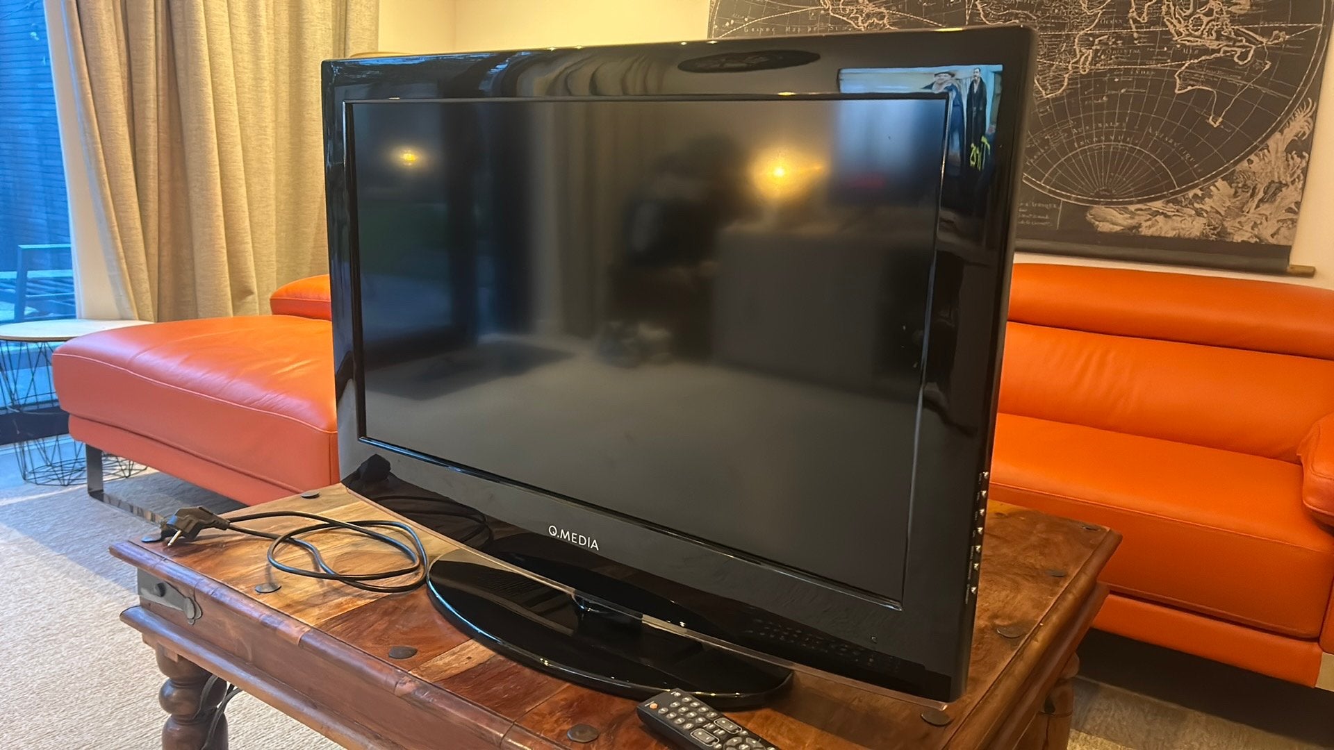 Q.MEDIA 32 inch flatscreen TV – met afstandsbediening, Audio, Tv en Foto, Televisies, 50 Hz, 60 tot 80 cm, Ophalen, Overige merken