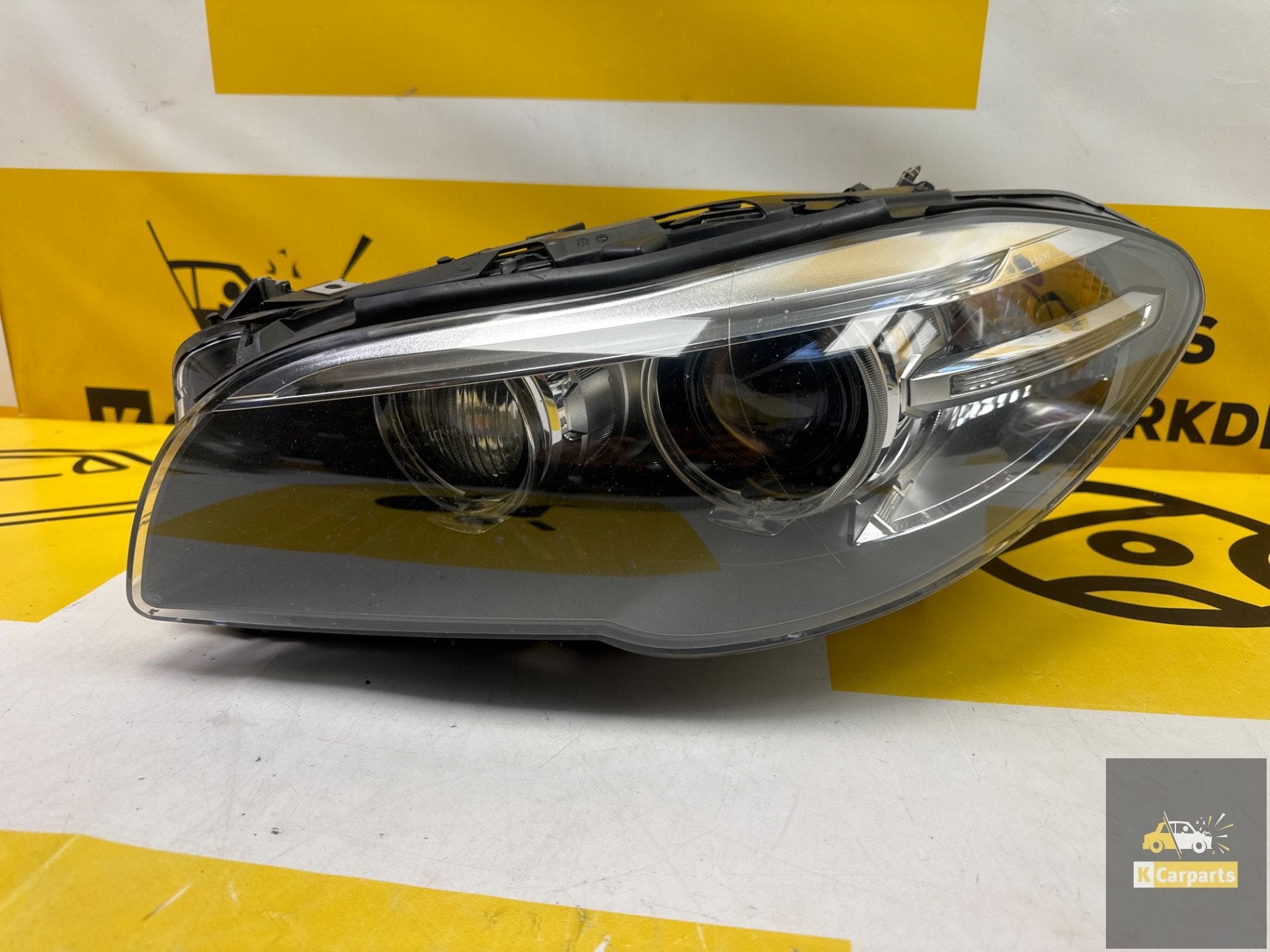BMW 5 Serie Koplamp Links origineel 1Zt011087-41 Lamp, Auto-onderdelen, Verlichting, Petuelring 130
80788  Munich, DE, Gebruikt