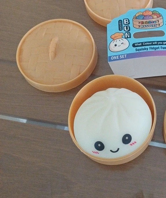 Toffe leuke mini squishy - witte kleur - dumpling, Ophalen of Verzenden, Overige soorten, Voorwerp of Figuurtje