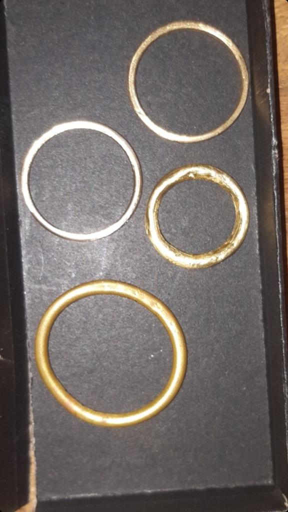 Bodemvondst viking tijd  gouden ringen, Ophalen of Verzenden