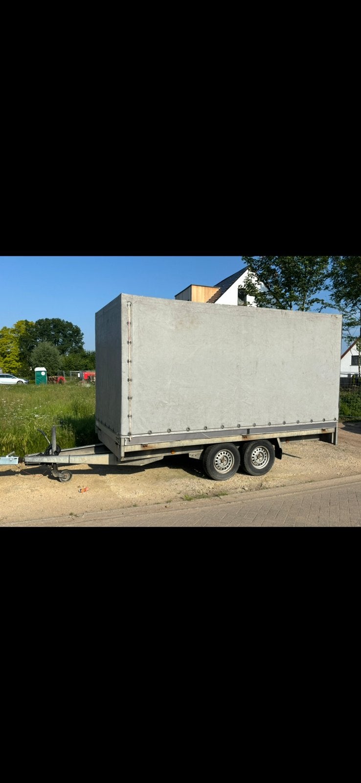 Aanhangwagen Henra, Ophalen, Gebruikt